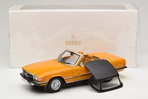 Mercedes 450 SL R107 Cayenne Orange Norev 1:18 183350 Kov – obrázek 10 z 10