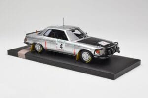 Mercedes 450 SLC 5.0 C107 #4 B. Waldegard / H. Thorszelius Rally Bandama 1979 Minichamps 1:18 107793204 Pryskyřice – obrázek 4 z 6