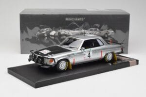 Mercedes 450 SLC 5.0 C107 #4 B. Waldegard / H. Thorszelius Rally Bandama 1979 Minichamps 1:18 107793204 Pryskyřice – obrázek 6 z 6