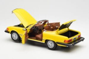 Mercedes 450SL R107 Žlutý US Version Norev 1:18 183727 Kov – obrázek 6 z 9