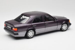 Mercedes 500 E W124 Bornit Metallic Norev 1:18 183948 Kov – obrázek 3 z 8
