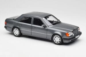 Mercedes 500 E W124 Pearl Šedý Norev 1:18 183946 Kov – obrázek 6 z 8