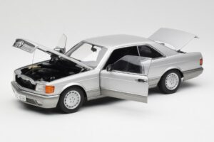 Mercedes 500 SEC C126 Stříbrný AUTOart 1:18 76212 Kov – obrázek 2 z 8