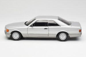 Mercedes 500 SEC C126 Stříbrný AUTOart 1:18 76212 Kov – obrázek 4 z 8