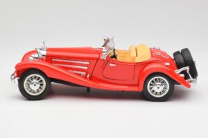 Mercedes 500K Roadster Červený Bburago 1:18 3020 Kov – obrázek 4 z 8
