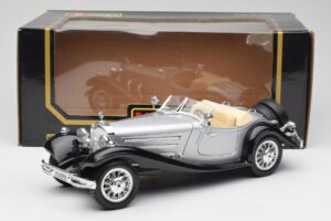 Mercedes 500K Roadster Stříbrný Bburago 1:18 3020-M1 Kov – obrázek 8 z 8