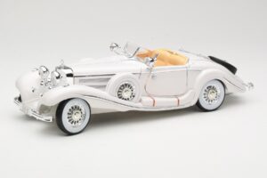 Mercedes 500K Special Roadster Bílý Premiere Edition Maisto 1:18 536055 Kov