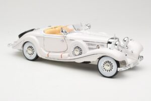 Mercedes 500K Special Roadster Bílý Premiere Edition Maisto 1:18 536055 Kov – obrázek 6 z 8