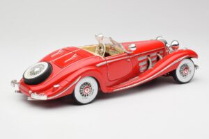 Mercedes 500K Special Roadster Červený Maisto 1:18 56058 Kov – obrázek 3 z 8