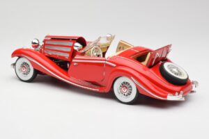 Mercedes 500K Special Roadster Červený Maisto 1:18 56058 Kov – obrázek 5 z 8