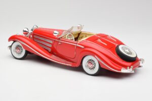 Mercedes 500K Special Roadster Červený Maisto 1:18 56058 Kov – obrázek 7 z 8