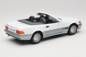 Mercedes 500 SL R129 Bílý Roadtough 1:18 92048 Kov – obrázek 3 z 8