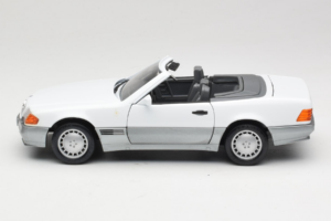 Mercedes 500 SL R129 Bílý Roadtough 1:18 92048 Kov – obrázek 4 z 8