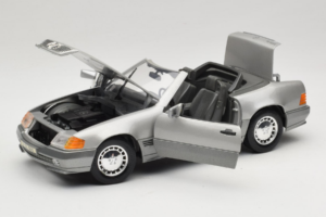 Mercedes 500SL R129 Stříbrný Tchibo 1:18 TC001 Kov – obrázek 2 z 8