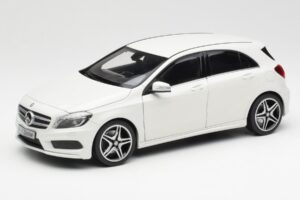 Mercedes A-Class W176 Cirrus Bílý Norev 1:18 B66960126 Kov