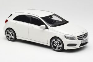 Mercedes A-Class W176 Cirrus Bílý Norev 1:18 B66960126 Kov – obrázek 6 z 8