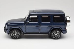 Mercedes AMG G 63 L W465 Tmavě Modrý Norev 1:18 B66960663 Kov – obrázek 4 z 8