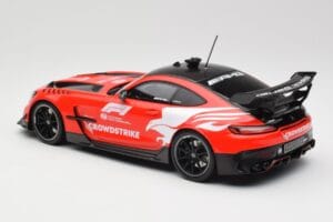 Mercedes AMG GT Black Series C190 Safety Car F1 2023 Minichamps 1:18 155032091 Kov – obrázek 5 z 6
