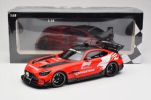 Mercedes AMG GT Black Series C190 Safety Car F1 2023 Minichamps 1:18 155032091 Kov – obrázek 6 z 6