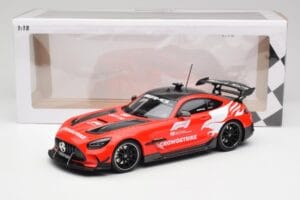 Mercedes AMG GT Black Series F1 Safety Car 2022 Minichamps 1:18 153032093 Kov – obrázek 6 z 6