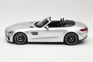 Mercedes AMG GT C Roadster R190 Stříbrný Norev 1:18 183453 Kov – obrázek 3 z 6