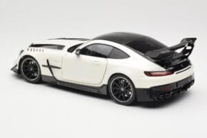 Mercedes AMG GT C190 Black Series Diamond White Metallic Minichamps 1:18 110032020 Kov – obrázek 7 z 8