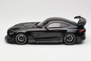 Mercedes AMG GT C190 Black Series Jet Black Metallic Minichamps 1:18 155032024 Kov – obrázek 3 z 6