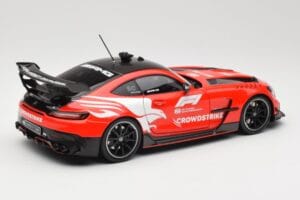 Mercedes AMG GT C190 Black Series Safety Car F1 2024 Minichamps 1:18 110032090 Kov – obrázek 3 z 8