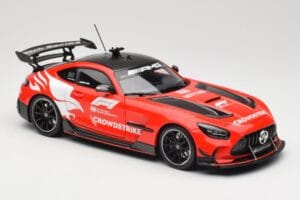 Mercedes AMG GT C190 Black Series Safety Car F1 2024 Minichamps 1:18 110032090 Kov – obrázek 6 z 8