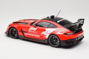 Mercedes AMG GT C190 Black Series Safety Car F1 2024 Minichamps 1:18 110032090 Kov – obrázek 7 z 8