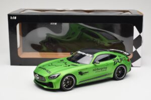Mercedes AMG GT R C190 Ringtaxi Minichamps 1:18 155036091 Kov – obrázek 6 z 6