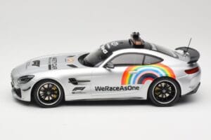 Mercedes AMG GT R C190 Safety Car F1 2020 Minichamps 1:18 155036092 Kov – obrázek 3 z 6