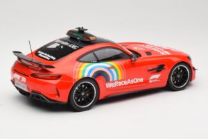 Mercedes AMG GT R C190 Safety Car F1 Mugello GP 2020 Minichamps 1:18 155036094 Kov – obrázek 2 z 6
