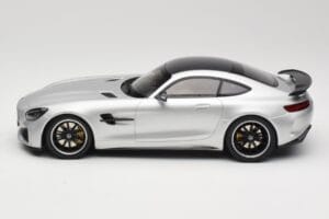 Mercedes AMG GT R C190 Stříbrný Minichamps 1:18 155036025 Kov – obrázek 3 z 6