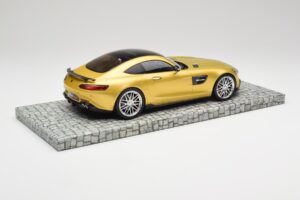 Mercedes Brabus AMG GT S C190 600 Desert Zlatý Minichamps 1:18 107032522 Kov – obrázek 2 z 6