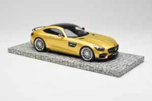 Mercedes Brabus AMG GT S C190 600 Desert Zlatý Minichamps 1:18 107032522 Kov – obrázek 4 z 6