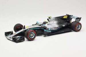 Mercedes AMG Petronas W08 V. Rossi Ride Swap Valencia December 2019 Minichamps 1:18 110191746 Kov