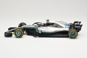 Mercedes AMG Petronas W09 #77 V. Bottas F1 2018 Minichamps 1:18 110180077 Kov – obrázek 3 z 6