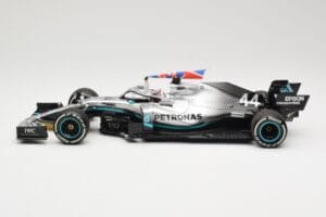 Mercedes AMG Petronas W10 #44 L. Hamilton Winner British GP 2019 Minichamps 1:18 110191044 Kov – obrázek 3 z 6