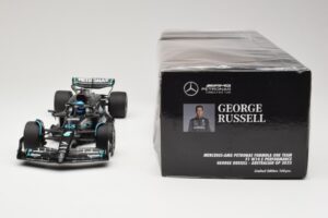 Mercedes AMG Petronas W14 E Performance #63 G. Russell Australian GP 2023 Minichamps 1:18 110230363 Kov – obrázek 6 z 6