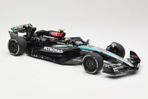 Mercedes AMG Petronas W15 E Performance #44 L. Hamilton 2024 Minichamps 1:18 110240144 Kov – obrázek 4 z 6