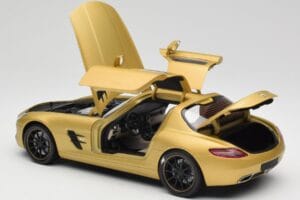 Mercedes AMG SLS C197 Zlatý Minichamps 1:18 100039024 Kov – obrázek 5 z 8