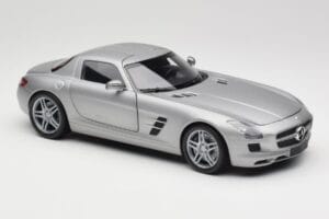 Mercedes AMG SLS C197 Grey Metallic Minichamps 1:18 100039025 Kov – obrázek 6 z 8