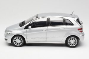 Mercedes B-Class W245 Stříbrný Kyosho 1:18 B66962326 Kov – obrázek 4 z 8