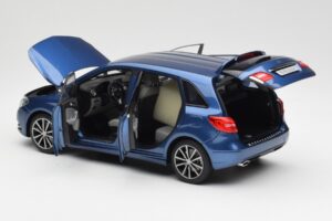 Mercedes B-Class W246 Lotus Modrý Metalíza Norev 1:18 B66961410 Kov – obrázek 5 z 8