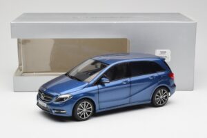 Mercedes B-Class W246 Lotus Modrý Metalíza Norev 1:18 B66961410 Kov – obrázek 8 z 8