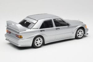 Mercedes 190E W201 2.5-16 EVO 2 Astral Stříbrný Metallic Minichamps 1:18 155036101 Kov – obrázek 2 z 6