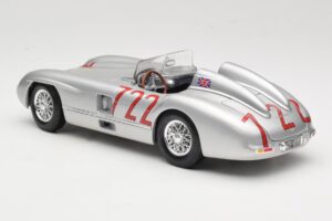 Mercedes 300 SLR W196S #722 S. Moss / D. Jenkinson Mille Miglia Winner 1955 Maisto 1:18 536887 Kov – obrázek 7 z 8