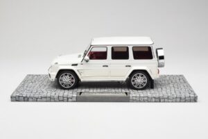 Mercedes Brabus B63 620 Widestar Pearl White Minichamps 1:18 107032201 Kov – obrázek 3 z 6