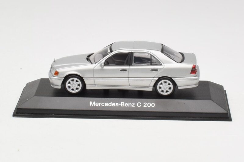 Mercedes C 200 W202 Iridium Silver Minichamps 1:43 B66040488 Kov